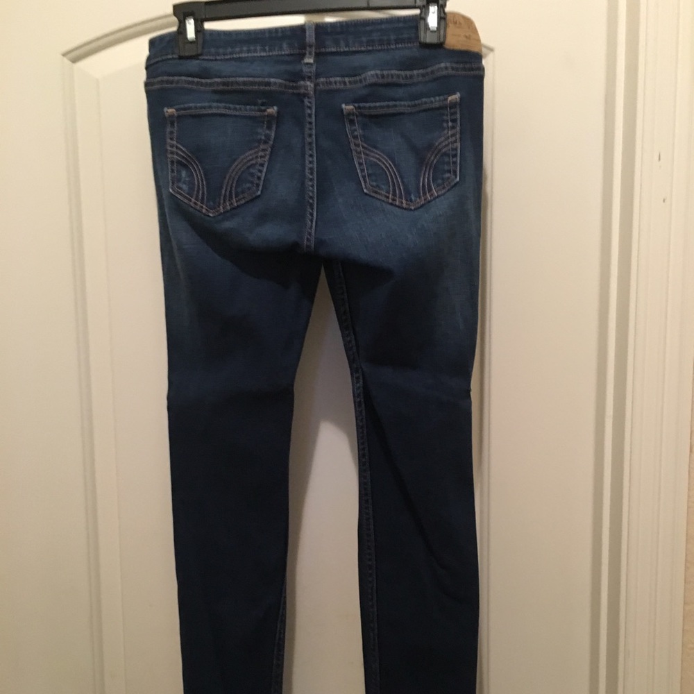 Hollister Skinny’s